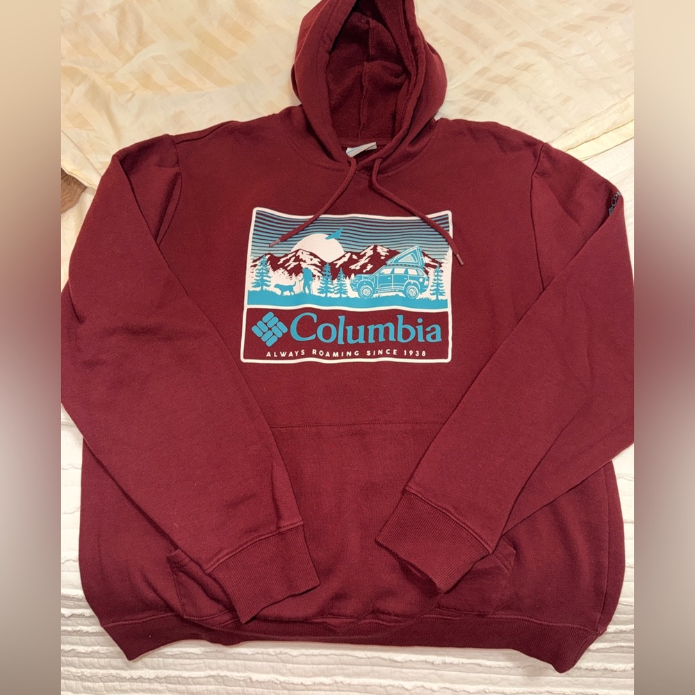 Columbia Men's Burgundy Graphic Hoodie Size L